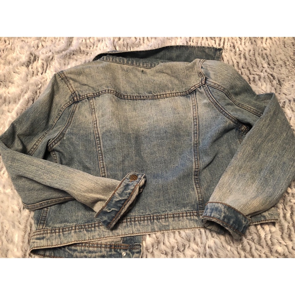 Jean Jacket❗️❗️❗️❗️ - Picture 2 of 6